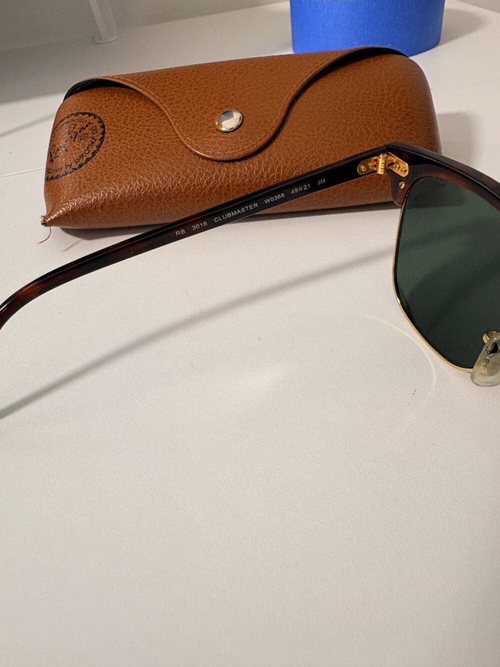 Ray Ban Clubmaster Tortoise Classic - Picture 3 of 3